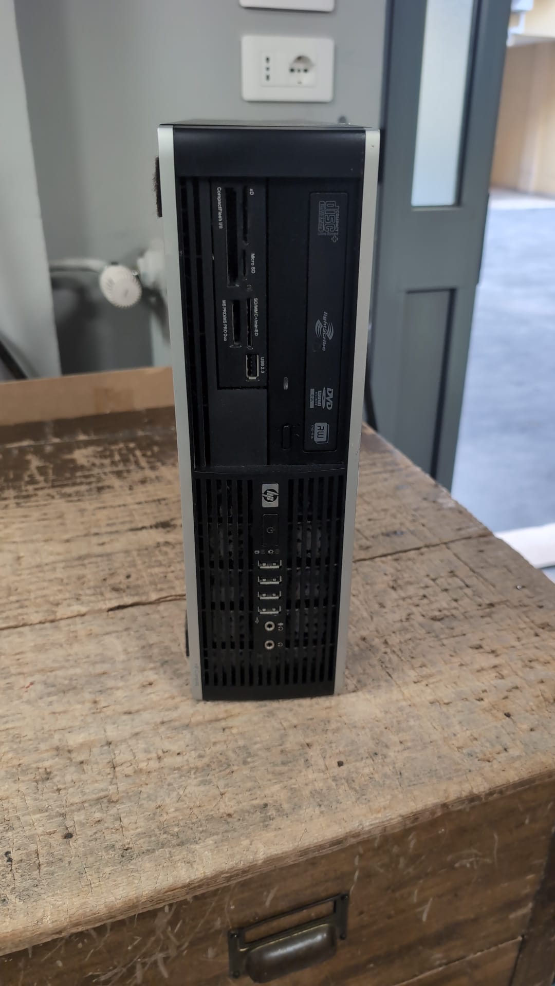 20261016034306_0.jpeg HP 6005 PRO SFF AMD PHENOM II X2,8GB, NOHDD, NO SYSTEM rif.865 - immagine 1