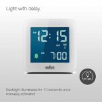 Braun Orologio Sveglia Digitale Radio controllato Fuso Orario Europa Centrale (DCF) con Funzione Snooze, Display LCD, Funzione Quick Set, Suono Sveglia Beep con crescendo, Bianco, BC09W-DCF. - immagine 5