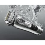 Braun Series 9 9365cc Rasoio Elettrico Barba, Ricaricabile e Senza Fili, Grafite, Base di Ricarica e Custodia da Viaggio in Pelle, Wet&Dry, Rasoio a Lamina, Idea Regalo Natale - immagine 6