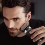 Braun Series 9 9365cc Rasoio Elettrico Barba, Ricaricabile e Senza Fili, Grafite, Base di Ricarica e Custodia da Viaggio in Pelle, Wet&Dry, Rasoio a Lamina, Idea Regalo Natale - immagine 7