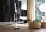 De'Longhi XL155.41 Scopa Elettrica senza Sacco, dotato di Spazzola Parquet, Regolazione elettronica della potenza, Filtro Hepa, Sistema EasyClean, Avvolgicavo, Impugnatura ergonomica, Bianco - immagine 5