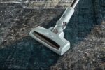 De'Longhi XLM355.ADC Scopa elettrica Senza Filo e Sacco, Ricaricabile, RICARICA VELOCE, Spazzola Motorizzata, 4 stadi di filtrazione, SVUOTAMENTO FACILE VELOCE E PULITO, Ricca Dotazione, Grigio - immagine 6