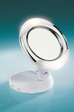 Laica MD6051 Specchio per il Trucco e il Make Up del Viso , Retroilluminato, Richiudibile, Ingrandimento X3, Diametro Specchio 12, 5 cm - immagine 3