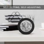 Marathon Orologio da tavolo atomico con sveglia e pulsante posteriore | Formato 12/24 ore con temperatura | Auto impostazione e regolazione rotonda orologio da tavolo - immagine 7