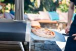 Ooni Fyra 12, novità Forno Pizza, Forno a Legna per Pizza da Giardino, Forno Portatile per Pizza - immagine 8