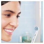 Oral-B Pro 1-750 Spazzolino Elettrico 1 Modalità di spazzolamento, UltraThin, Sensore di Pressione, Ideale per Denti Sensibili, Timer Professionale, 1 Testina, Idea Regalo, Bianco e Azzurro - immagine 6