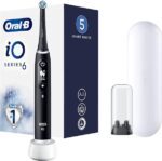 Oral-B iO Series - Spazzolino da denti elettrico ricaricabile con 1 manico intelligente, colore nero, 1 spazzola e 1 custodia da viaggio Premium in omaggio