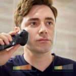 Panasonic ES-LT68-K803 - Rasoio elettrico da uomo, con testina a 3 vie con motore lineare, lama lunga inclusa, colore: Nero - immagine 10