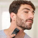 Philips Multigroom Serie 3000 8-in-1 per Viso, Capelli e Corpo con Tecnologia DualCut (modello MG3730/15) - immagine 4
