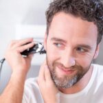 Wahl Home Pro Kit completo per il taglio dei capelli, tagliacapelli a filo da uomo, tagliacapelli per uomo, taglio di capelli fai da te, taglio di capelli a casa, rasoio per uomo - immagine 8
